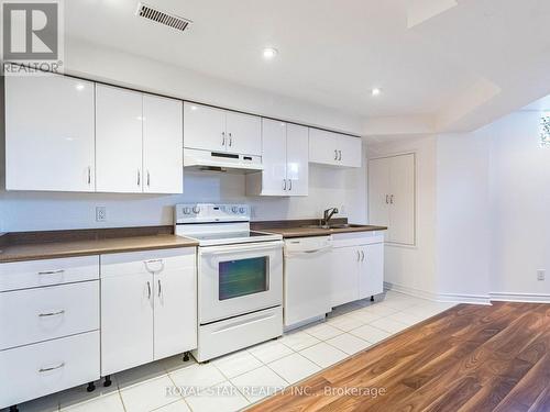 Basemnt - 2 Lourakis Street, Richmond Hill, ON - Indoor Photo Showing Kitchen