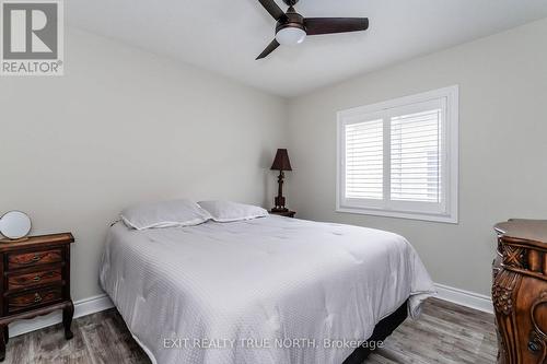 11 Charlie Rawson Boulevard, Tay, ON - Indoor Photo Showing Bedroom