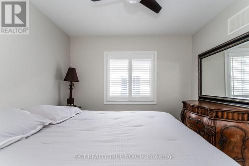 11 Charlie Rawson Boulevard, Tay, ON - Indoor Photo Showing Bedroom