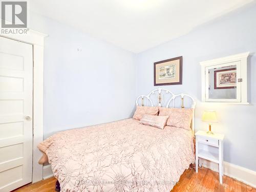 36 Seventh Street, Toronto, ON - Indoor Photo Showing Bedroom