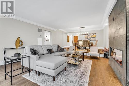 604 - 2170 Marine Drive, Oakville, ON - Indoor Photo Showing Living Room