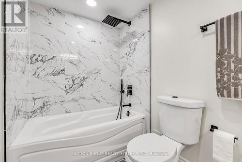 604 - 2170 Marine Drive, Oakville, ON - Indoor Photo Showing Bathroom