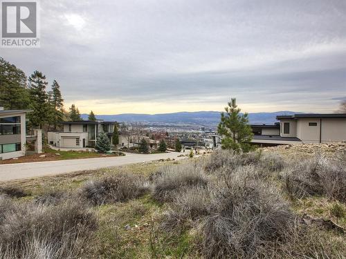 720 Pinehaven Court, Kelowna, BC 