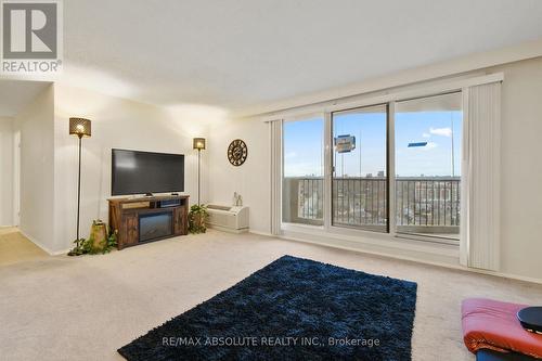 1805 - 1025 Richmond Road, Ottawa, ON - Indoor Photo Showing Living Room