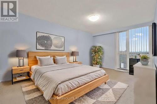 1805 - 1025 Richmond Road, Ottawa, ON - Indoor Photo Showing Bedroom