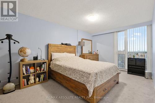 1805 - 1025 Richmond Road, Ottawa, ON - Indoor Photo Showing Bedroom