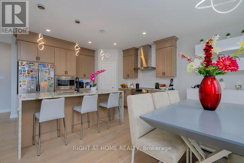 159 Boulonnais Grove, Ottawa, ON - Indoor Photo Showing Kitchen