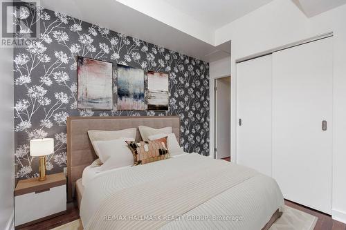 710 - 383 Cumberland Street, Ottawa, ON - Indoor Photo Showing Bedroom