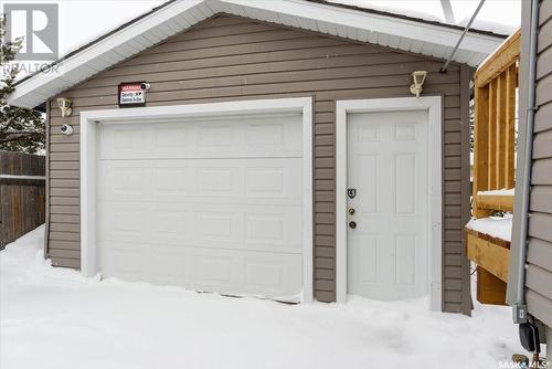 2126 Dewdney Avenue E, Regina, SK - Outdoor With Exterior