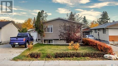 2126 Dewdney Avenue E, Regina, SK - Outdoor