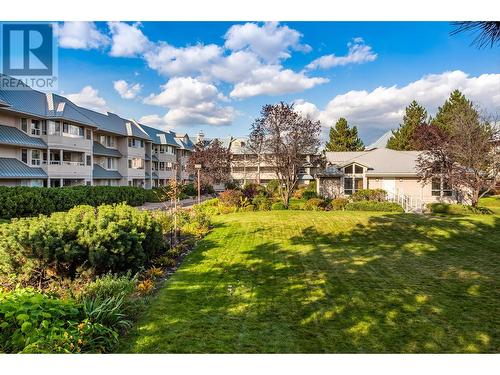 1961 Durnin Road Unit# 305, Kelowna, BC - Outdoor