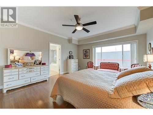 1961 Durnin Road Unit# 305, Kelowna, BC - Indoor Photo Showing Bedroom