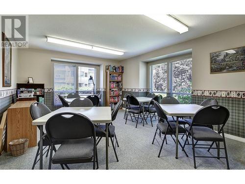 1961 Durnin Road Unit# 305, Kelowna, BC - Indoor Photo Showing Dining Room