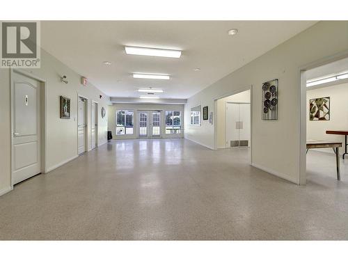 1961 Durnin Road Unit# 305, Kelowna, BC - Indoor Photo Showing Other Room