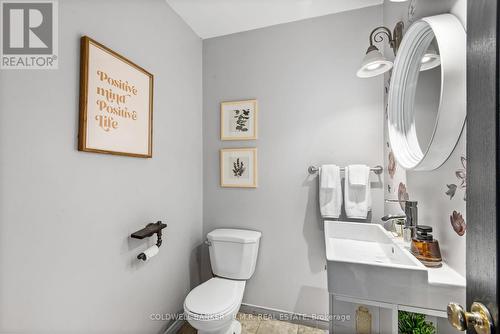 62 Scugog Street, Clarington (Bowmanville), ON - Indoor Photo Showing Bathroom