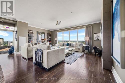 1306 - 240 Villagewalk Boulevard, London, ON - Indoor Photo Showing Living Room