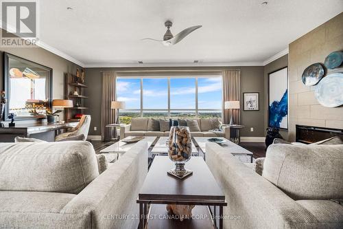 1306 - 240 Villagewalk Boulevard, London, ON - Indoor Photo Showing Living Room