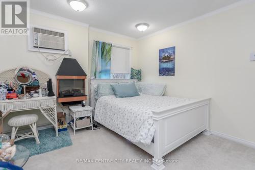 311 - 440 Wellington Street, St. Thomas, ON - Indoor Photo Showing Bedroom