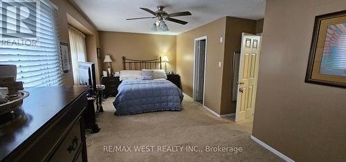 6 - 3600 Colonial Drive, Mississauga, ON - Indoor Photo Showing Bedroom