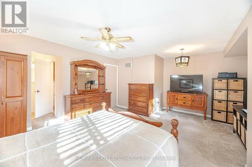 6017 Chidham Crescent, Mississauga, ON - Indoor Photo Showing Bedroom