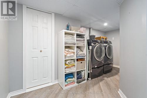 18 North Ridge Crescent, Halton Hills, ON - Indoor Photo Showing Laundry Room