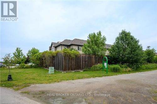 93 Southshore Crescent, Hamilton, ON - Outdoor