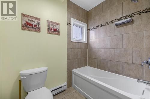 74 Brazil Street, St. John'S, NL - Indoor Photo Showing Bathroom