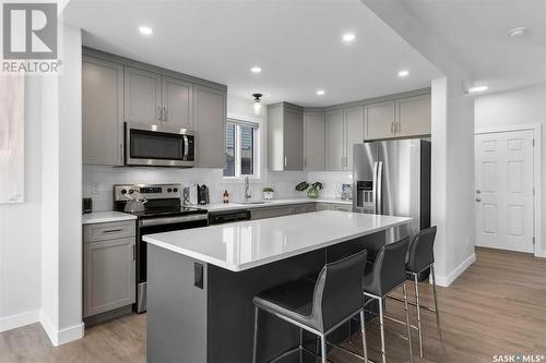 539 Myles Heidt Manor, Saskatoon, SK - Indoor Photo Showing Kitchen With Stainless Steel Kitchen With Upgraded Kitchen