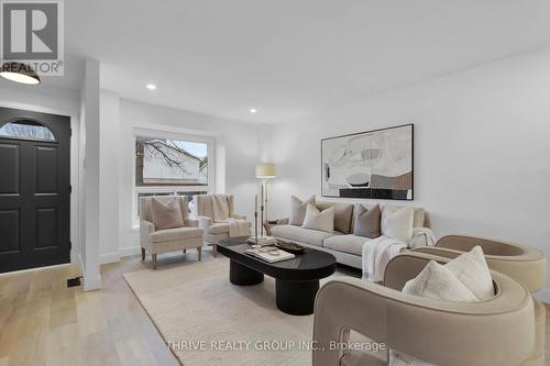 7 - 226 Highview Avenue W, London, ON - Indoor Photo Showing Living Room