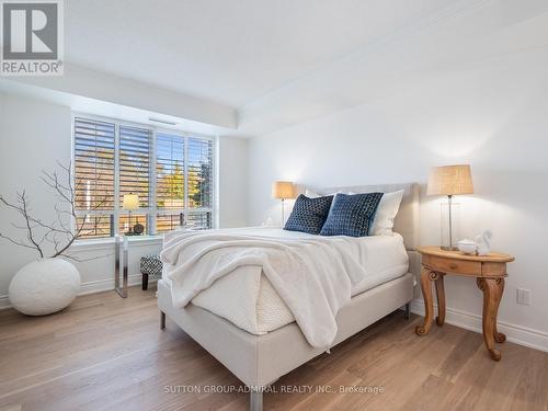 208 - 801 Lawrence Avenue E, Toronto, ON - Indoor Photo Showing Bedroom