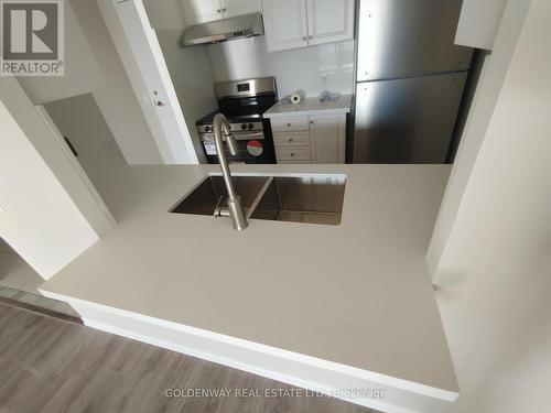 812 - 2628 Mccowan Road, Toronto, ON - Indoor Photo Showing Kitchen