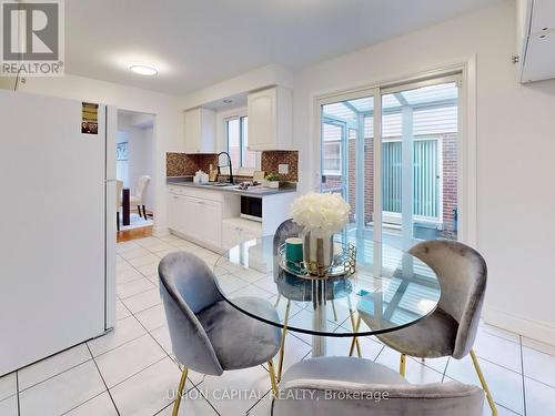 200 Placentia Boulevard, Toronto, ON - Indoor Photo Showing Dining Room