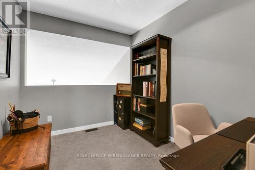 948 Markwick Crescent, Ottawa, ON - Indoor Photo Showing Office