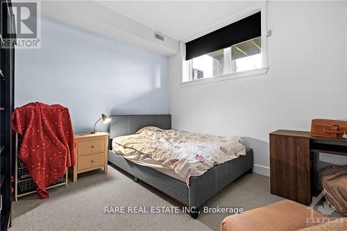 27 Bergeron Street, Ottawa, ON - Indoor Photo Showing Bedroom