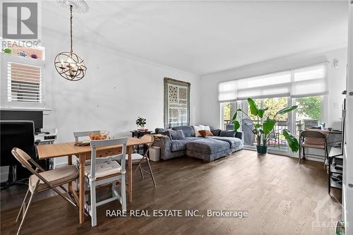 27 Bergeron Street, Ottawa, ON - Indoor Photo Showing Living Room