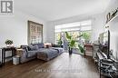 27 Bergeron Street, Ottawa, ON  - Indoor Photo Showing Living Room 