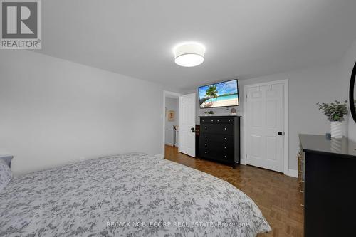 115 Aberdeen Avenue, Vaughan, ON - Indoor Photo Showing Bedroom