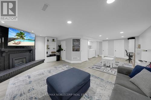 115 Aberdeen Avenue, Vaughan, ON - Indoor Photo Showing Living Room With Fireplace