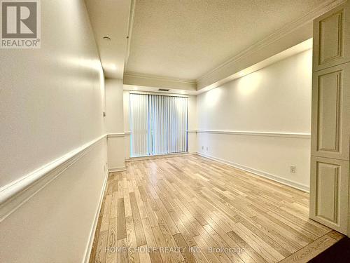 614 - 9205 Yonge Street, Richmond Hill, ON - Indoor Photo Showing Other Room