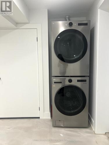 Lower - 145 Collier Street, Barrie, ON - Indoor Photo Showing Laundry Room