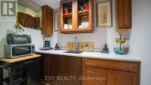 335 North Forest Crescent, Orillia, ON - Indoor Photo Showing Kitchen