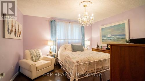 335 North Forest Crescent, Orillia, ON - Indoor Photo Showing Bedroom