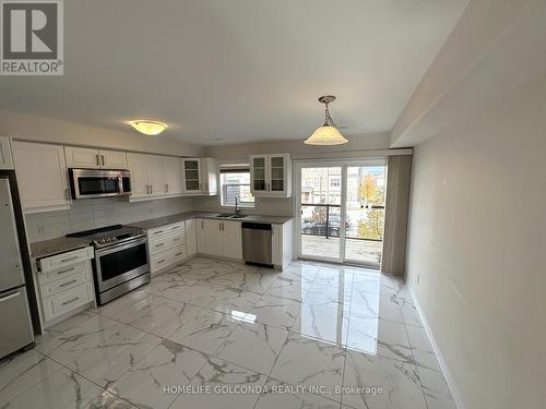 25 - 1 Leggott Avenue, Barrie, ON - Indoor Photo Showing Kitchen