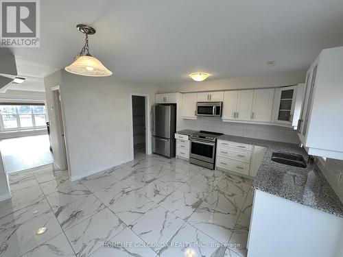 25 - 1 Leggott Avenue, Barrie, ON - Indoor Photo Showing Kitchen