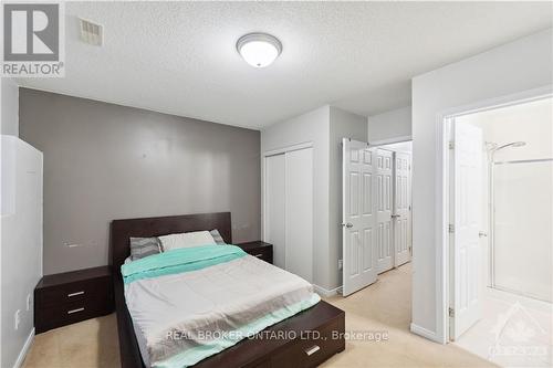 148 Urbancrest, Ottawa, ON - Indoor Photo Showing Bedroom