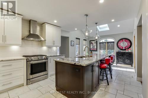 151 Tiner Avenue, Thames Centre (Dorchester), ON - Indoor Photo Showing Kitchen With Upgraded Kitchen