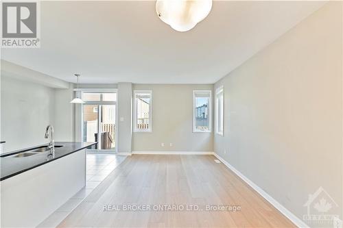 807 Sculpin Street, Ottawa, ON - Indoor Photo Showing Other Room