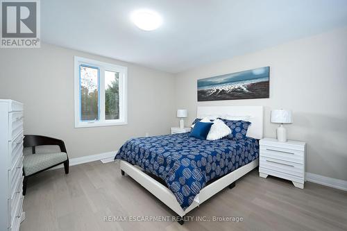 75 Randall Avenue, Hamilton, ON - Indoor Photo Showing Bedroom