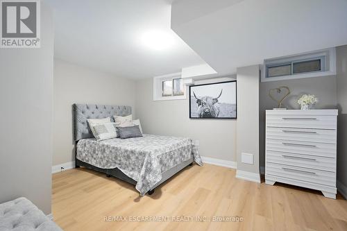 75 Randall Avenue, Hamilton, ON - Indoor Photo Showing Bedroom