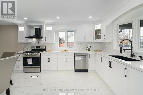 75 Randall Avenue, Hamilton, ON - Indoor Photo Showing Kitchen With Upgraded Kitchen